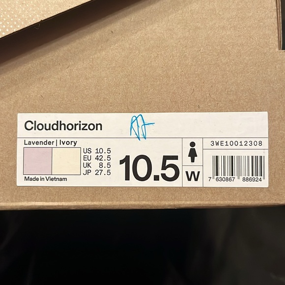 Brand new cloud horizon, lavender/ivory tennis shoes - Picture 12 of 15